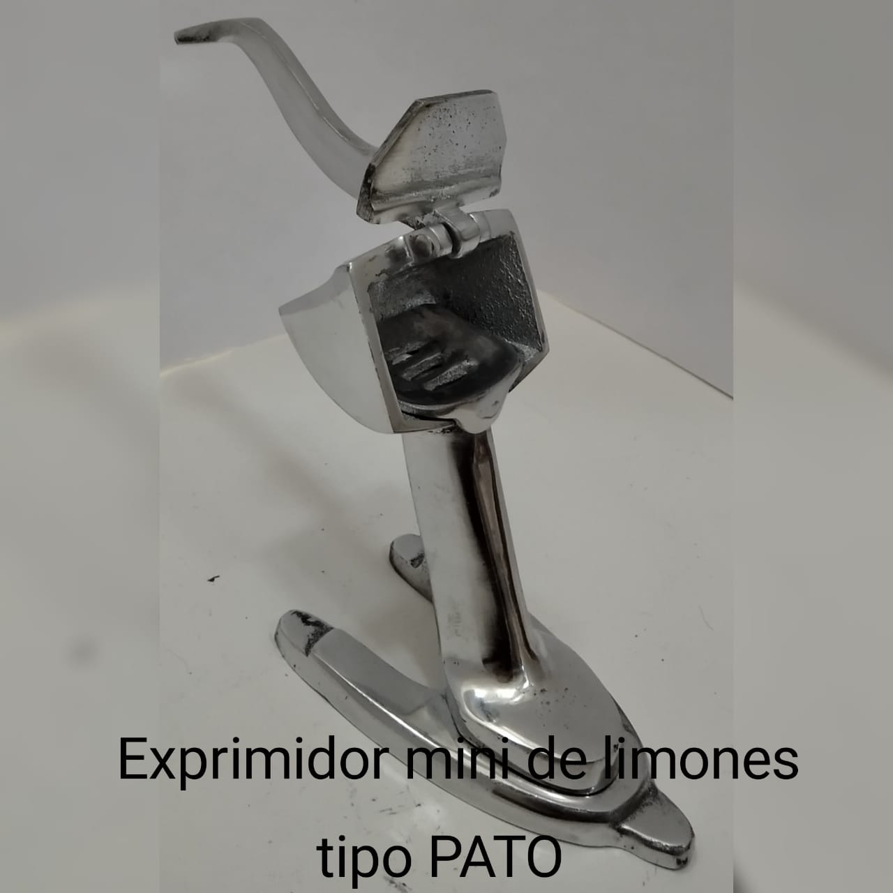 Exprimidor Pato Naranja Grande